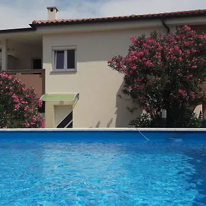 Nadia Apartman Baška